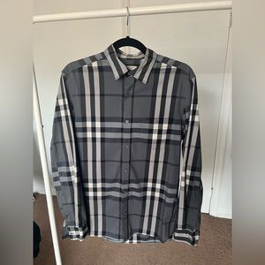 Men’s Burberry Casual Dress Shirt